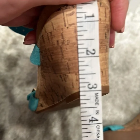 Vionic Sandals - Picture 4 of 4